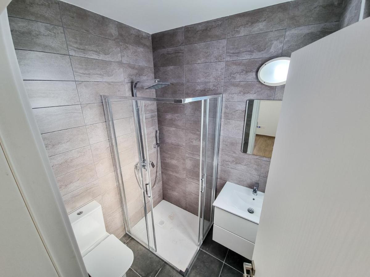 Lucky Strike Apartment Paralimni Bagian luar foto